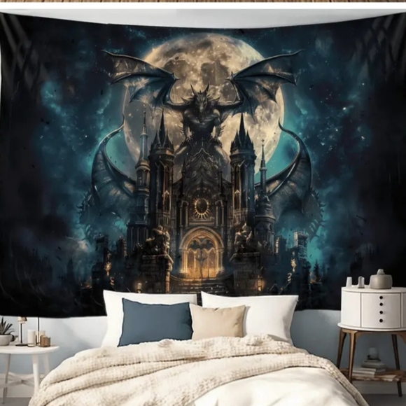 New horror midnight moon tapestry. - Picture 1 of 2